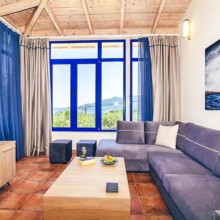 Aghios Sostis Sleeps 6 With Pool Air Con And Wifi *
