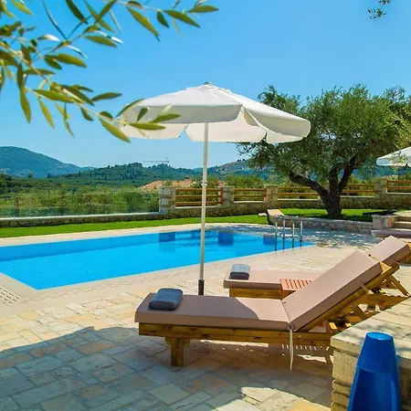 Aghios Sostis Sleeps 6 With Pool Air Con And Wifi *